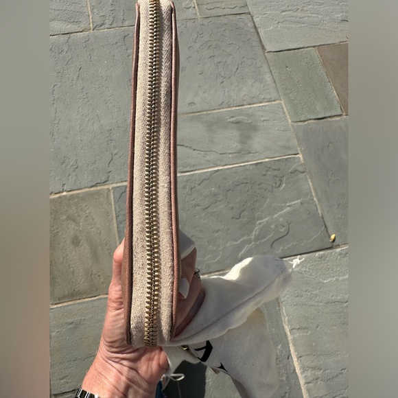 FOUNT Cettie Accordion Wallet in Ballet Slipper - Picture 11 of 14